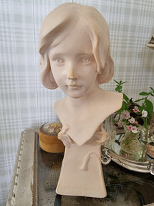 Vintage Figurine Madeleine