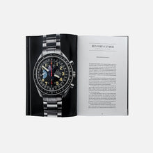 Ladda bild till bildvisaren A Man and His Watch