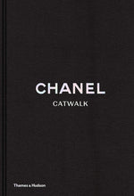 Ladda bild till bildvisaren Chanel Catwalk