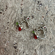 Ladda bild till bildvisaren Clips Cherries