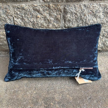 Ladda bild till bildvisaren Cushion Sharon Embroidery Tuileries Opera 30x50cm