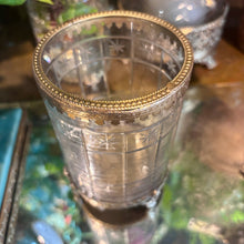 Ladda bild till bildvisaren Candle Holder Antique