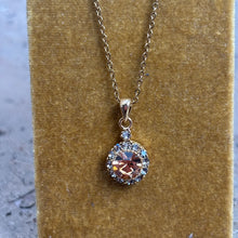Ladda bild till bildvisaren Vintage Necklace Topaz (Nr.203)