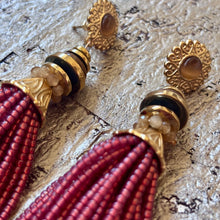 Ladda bild till bildvisaren Earrings Esmeralda - Purple Plum