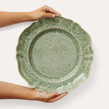 Ladda bild till bildvisaren Large Round Dish Antique