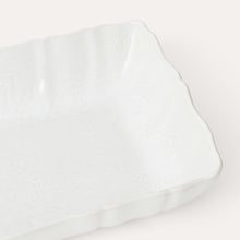 Ladda bild till bildvisaren Large Gratin Dish White