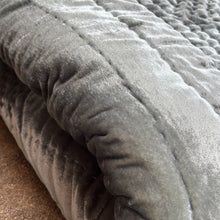 Ladda bild till bildvisaren Throw Lake/Sandstone Fr. 130x170cm