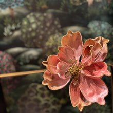 Ladda bild till bildvisaren Magnolia Flower 15cm