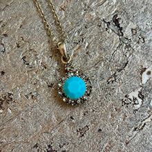 Ladda bild till bildvisaren Vintage Necklace Matte Turquoise