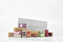 Ladda bild till bildvisaren Claus Porto Mini Soaps Gift Box