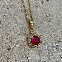 Ladda bild till bildvisaren Vintage Necklace Light Siam (Nr.227)