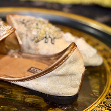 Ladda bild till bildvisaren Handmade Luxury Shoe Darling , Size 40