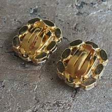 Ladda bild till bildvisaren Caprice Earring Emerald Clips