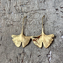 Ladda bild till bildvisaren Earrings Feuille