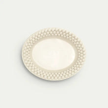 Ladda bild till bildvisaren Bubbles Oval Plate 20x16cm - Sand