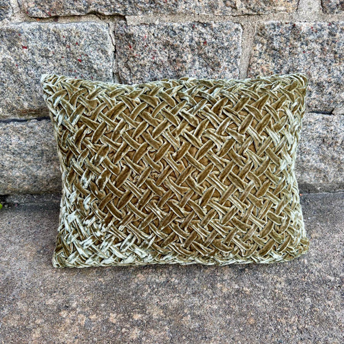Cushion Deluxe Basket Weave New Olive 30x40cm