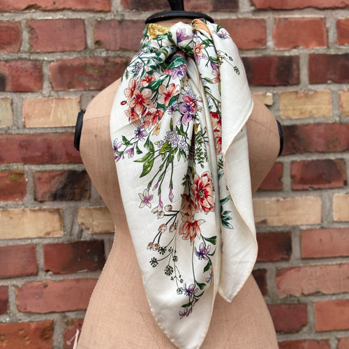 Ull- och sidensjal Flora