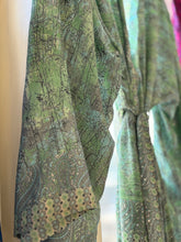 Ladda bild till bildvisaren Kimono Beatrice