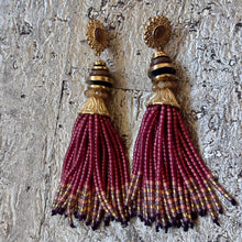 Ladda bild till bildvisaren Earrings Esmeralda - Purple Plum