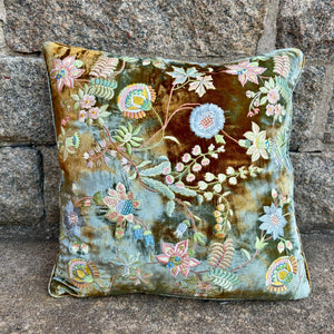 Cushion Deluxe MME Bovary Embroidery Shaded Lake 40x40cm