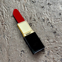 Ladda bild till bildvisaren Brosch Lipstick