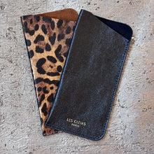 Ladda bild till bildvisaren Glasses Case - Leopard