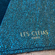 Ladda bild till bildvisaren Passport Case - Blue Duck