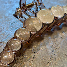 Ladda bild till bildvisaren Hårklämma Pearls Glitter White