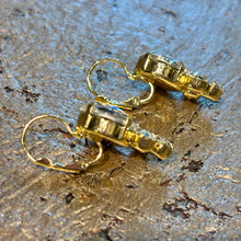 Ladda bild till bildvisaren Earrings Roubaix Clear