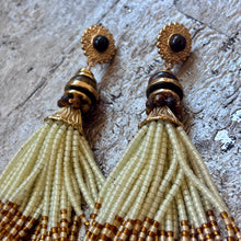 Ladda bild till bildvisaren Earrings Esmeralda - White