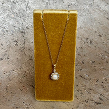 Ladda bild till bildvisaren Vintage Necklace Pearl