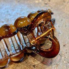 Ladda bild till bildvisaren Hårklämma Pearls Marbled Brown