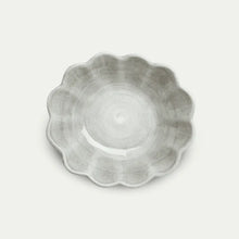 Ladda bild till bildvisaren Oyster Skål 18x16cm - Grå