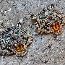 Ladda bild till bildvisaren Brosch Tiger Gold