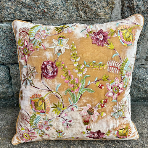 Cushion Deluxe MME Bovary Embroidery Sand 40x40cm