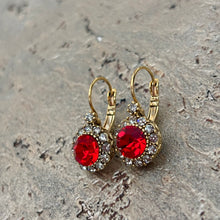 Ladda bild till bildvisaren Vintage Earring Light Siam (No.227)