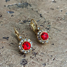 Ladda bild till bildvisaren Vintage Earring Light Siam (No.227)