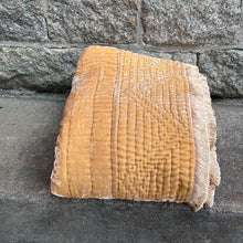 Ladda bild till bildvisaren Throw Deluxe 130x170cm Sand / Beige Fr.