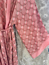 Ladda bild till bildvisaren Kimono Rose