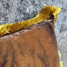 Ladda bild till bildvisaren Cushion Deluxe Shaded Brown/Citron Fr 27x27cm
