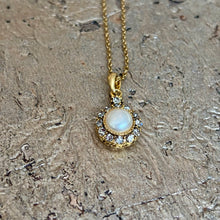 Ladda bild till bildvisaren Vintage Necklace Pearl