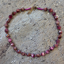 Ladda bild till bildvisaren Necklace Laura Pink