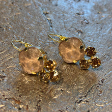 Ladda bild till bildvisaren Earrings Roubaix Vieux Rose