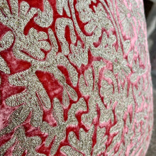 Ladda bild till bildvisaren Cushion Deluxe Embroidery Gina Rose Bisque 45x45cm