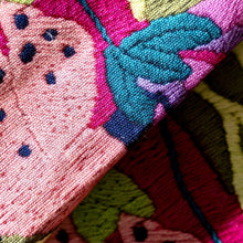 Ladda bild till bildvisaren Kiriku- Table Cloth