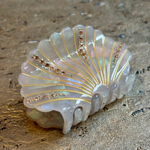 Ladda bild till bildvisaren Hårklämma Shiny Shell