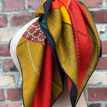 Ladda bild till bildvisaren Ull- och sidensjal Anna