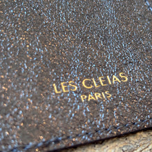 Ladda bild till bildvisaren Passport Case - Dark Grey