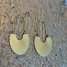 Ladda bild till bildvisaren Earrings Yasmin