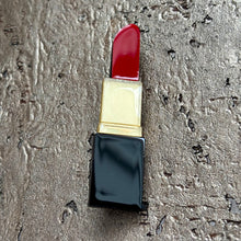Ladda bild till bildvisaren Brosch Lipstick